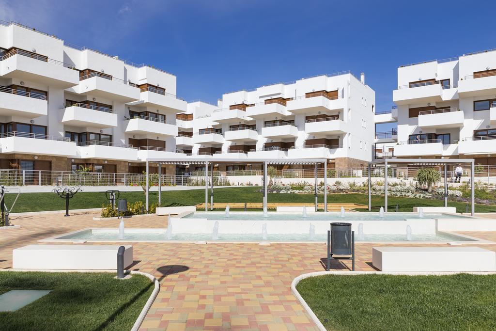 Terrazas De Campoamor By Mar Holidays Orihuela Kültér fotó