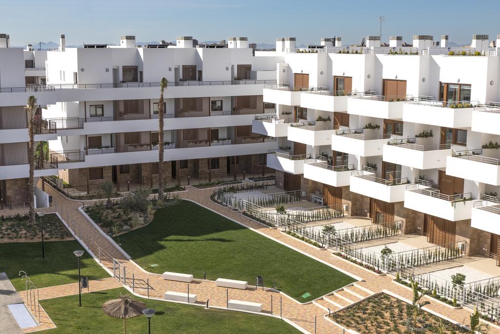 Terrazas De Campoamor By Mar Holidays Orihuela Kültér fotó