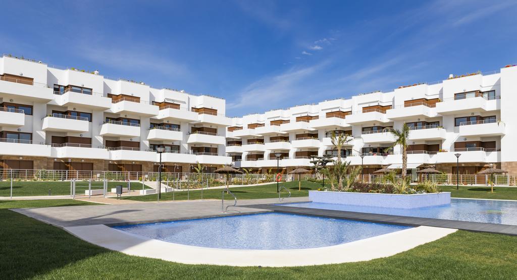 Terrazas De Campoamor By Mar Holidays Orihuela Kültér fotó
