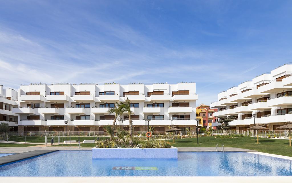 Terrazas De Campoamor By Mar Holidays Orihuela Kültér fotó