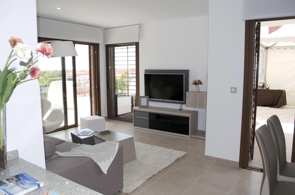 Terrazas De Campoamor By Mar Holidays Orihuela Kültér fotó