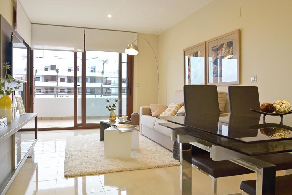 Terrazas De Campoamor By Mar Holidays Orihuela Kültér fotó